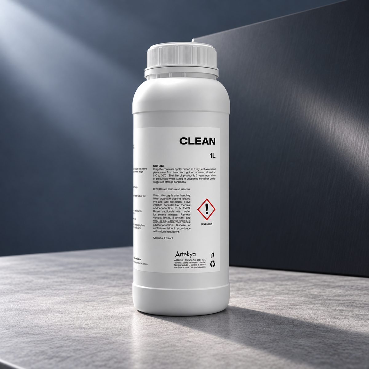 Nasiol Clean 1 liter — AI-studiovisualisatie op een grijze werktafel